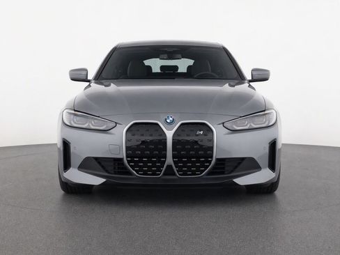 Used 2023 BMW i4 eDrive35 RWD image 2