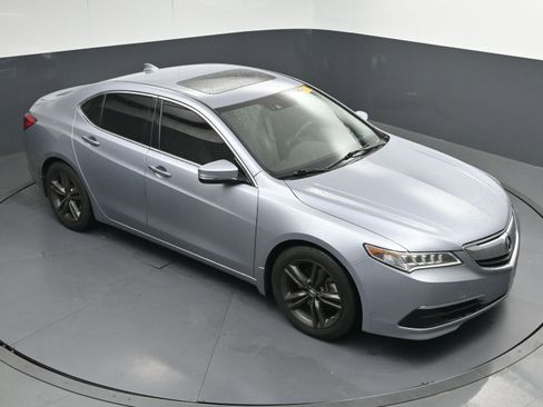 Used 2015 Acura TLX w/ Technology Package image 32