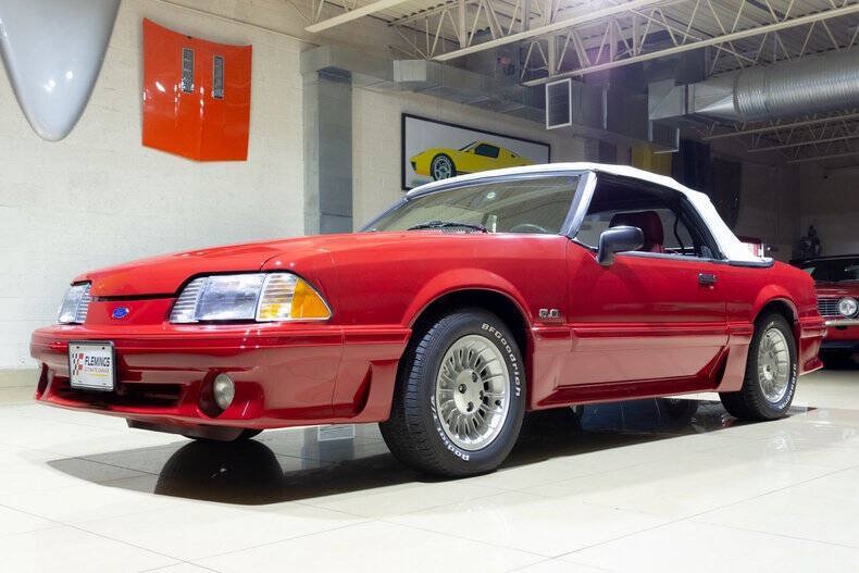Used 1989 Ford Mustang GT RWD image 4