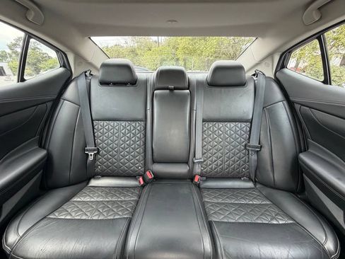 Used 2021 Nissan Maxima Platinum w/ Sport Mat Group FWD image 23