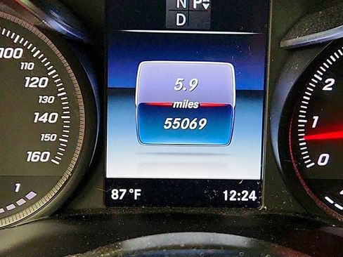 Used 2017 Mercedes-Benz C 300 4MATIC Sedan w/ Premium 2 Package image 14