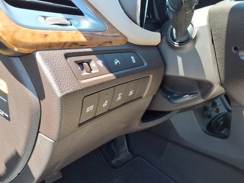 Used 2013 Hyundai Santa Fe Limited w/ Technology Pkg AWD/4WD image 25