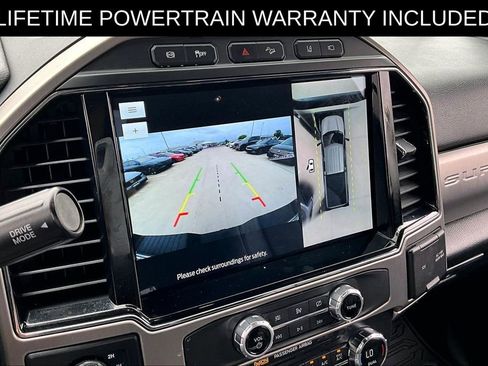 Used 2022 Ford F250 Platinum w/ FX4 Off-Road Package image 29