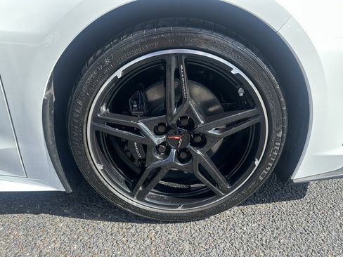 Used 2025 Chevrolet Corvette Stingray Coupe w/ 1LT image 20