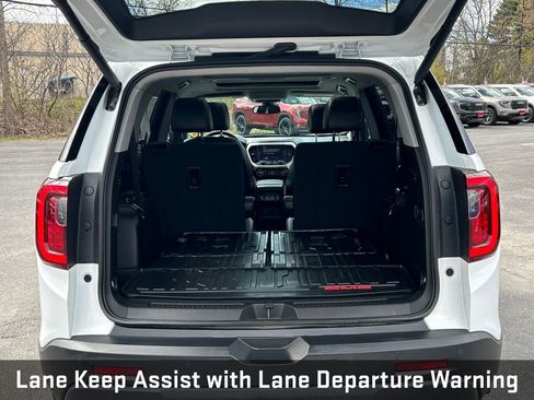 Certified 2023 GMC Acadia SLT w/ Elevation Edition AWD/4WD image 4