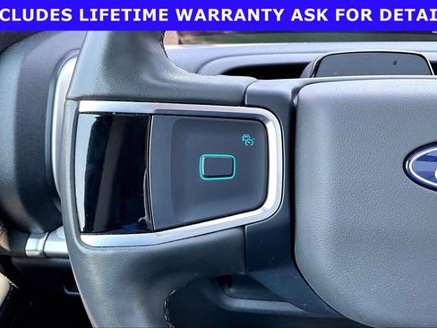 Used 2025 Ford Expedition Active RWD image 15