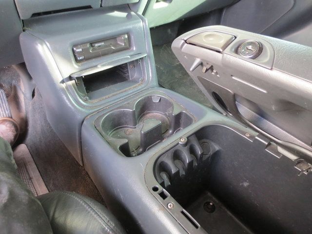 Used 2002 Chevrolet Silverado 2500 LT w/ Off-Road Skid Plate Pkg AWD/4WD image 20
