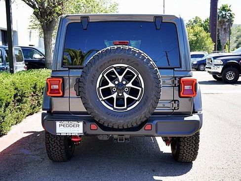 New 2026 Jeep Wrangler Unlimited Rubicon AWD/4WD image 10