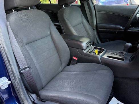 Used 2014 Dodge Charger SE RWD image 21
