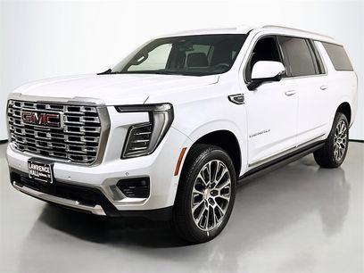 New 2026 GMC Yukon XL Denali w/ Sun & Power Step Package