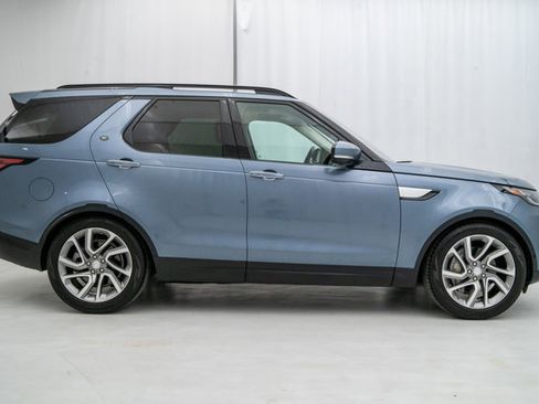 Used 2018 Land Rover Discovery HSE Luxury AWD/4WD image 2