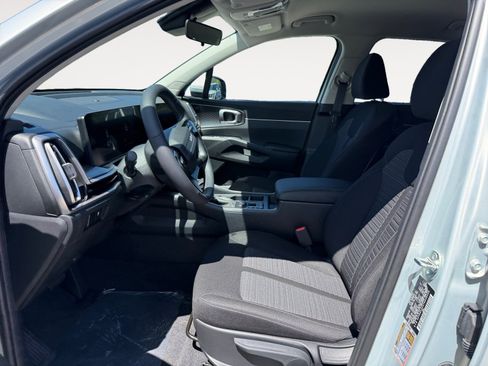 New 2026 Kia Sorento LX FWD image 10