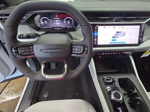 New 2026 Jeep Cherokee Laredo AWD/4WD image 16