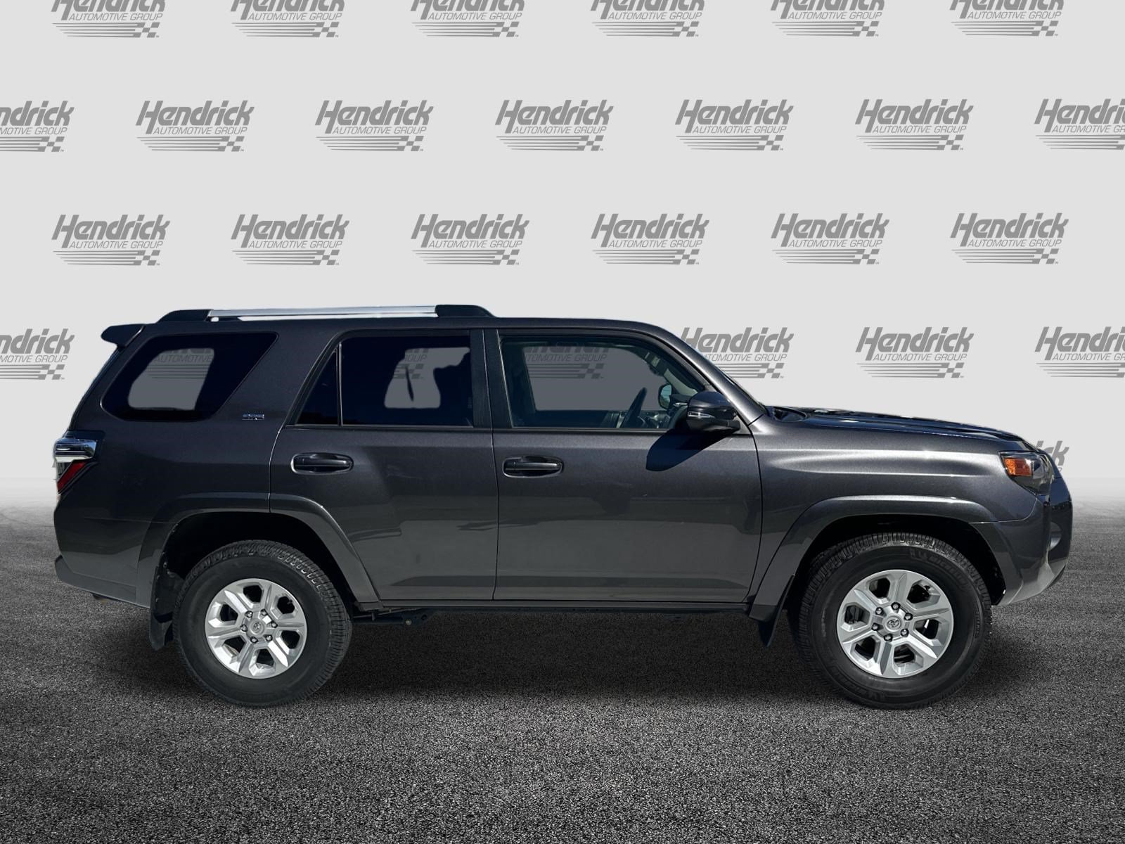 Used 2023 Toyota 4Runner SR5 Premium w/ Moonroof Package RWD image 11
