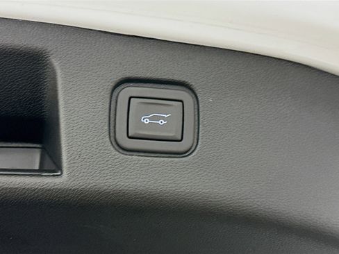 Used 2024 Chevrolet Blazer EV RS AWD/4WD image 30