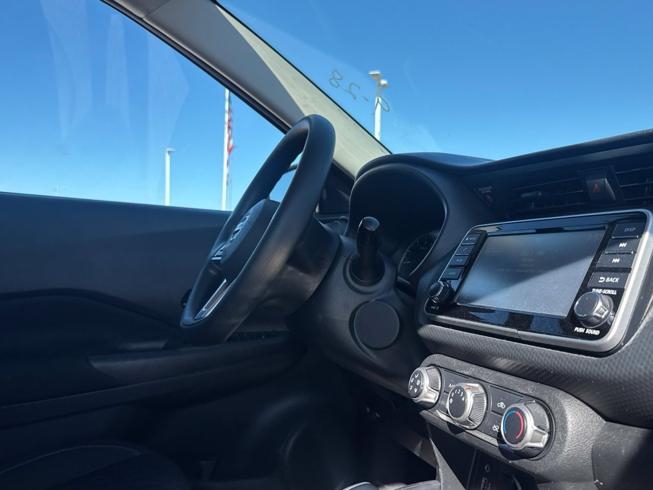 Certified 2021 Nissan Kicks S FWD image 41