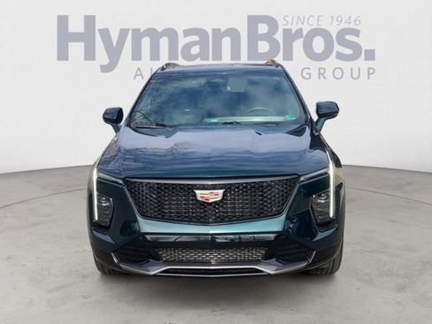 Used 2024 Cadillac XT4 Sport image 8