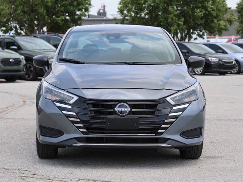 Used 2025 Nissan Versa S w/ Trunk Package FWD image 2