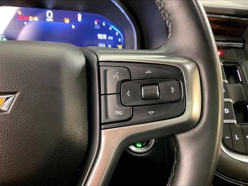 Used 2023 Chevrolet Suburban Premier AWD/4WD image 28