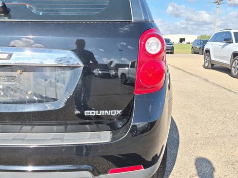 Used 2014 Chevrolet Equinox LS image 8