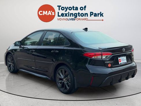Used 2026 Toyota Corolla SE FWD image 3