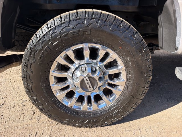Used 2022 Ford F350 XLT w/ XLT Premium Package AWD/4WD image 32