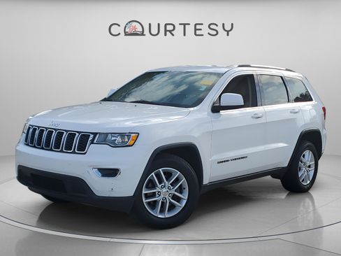 Used 2017 Jeep Grand Cherokee Laredo w/ Quick Order Package 23E image 1
