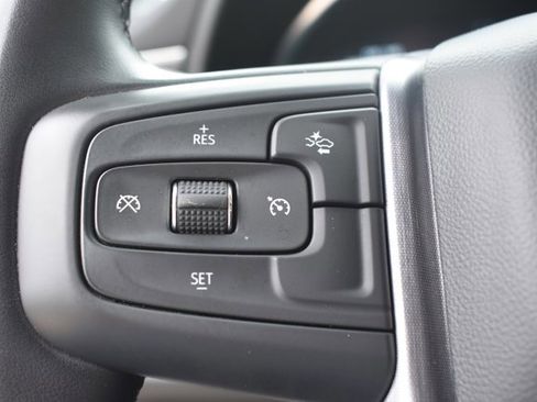 Used 2024 GMC Yukon SLT RWD image 18