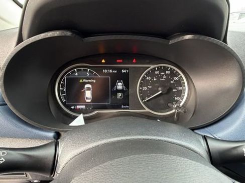 New 2025 Nissan Versa SV w/ Trunk Package image 29