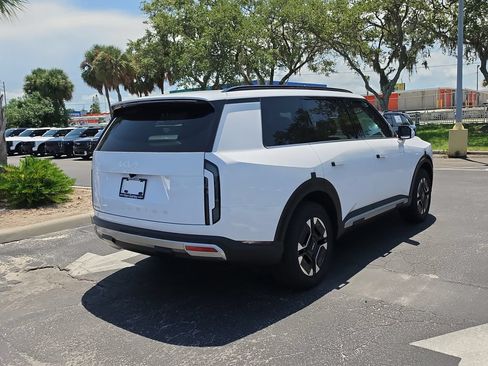 New 2027 Kia Telluride EX FWD image 8