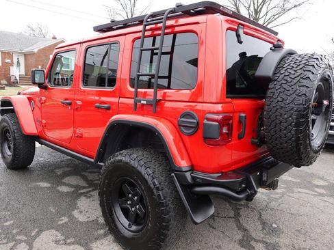 Used 2021 Jeep Wrangler Unlimited Rubicon w/ Dual Top Group AWD/4WD image 13