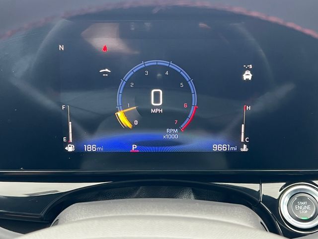 Used 2026 Chevrolet Trax RS w/ Sunroof Package FWD image 18