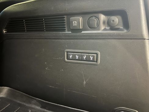 Used 2022 Jeep Wagoneer Series III w/ Flexible Seating Group AWD/4WD image 36