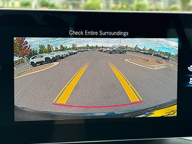 Used 2020 Mercedes-Benz GLC 300 image 23