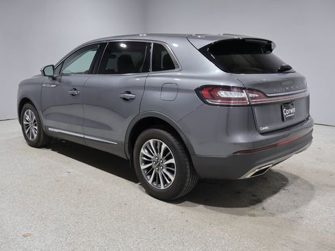 Used 2023 Lincoln Nautilus AWD image 4