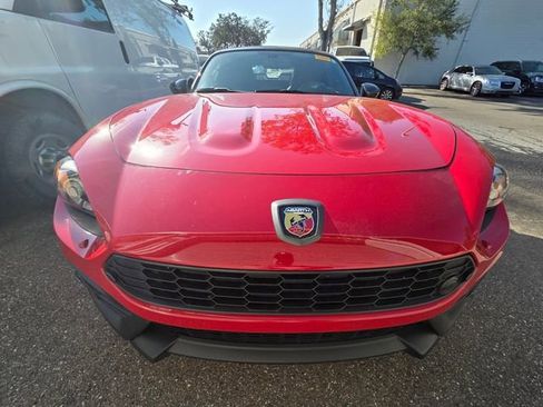 Used 2017 FIAT 124 Spider Abarth image 2
