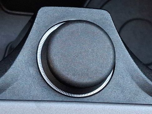 Used 2023 BMW 230i Coupe w/ Premium Package image 24