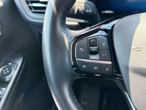 Used 2024 Ford Escape Platinum AWD/4WD image 12