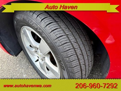 Used 2015 Chevrolet Cruze LT FWD image 11