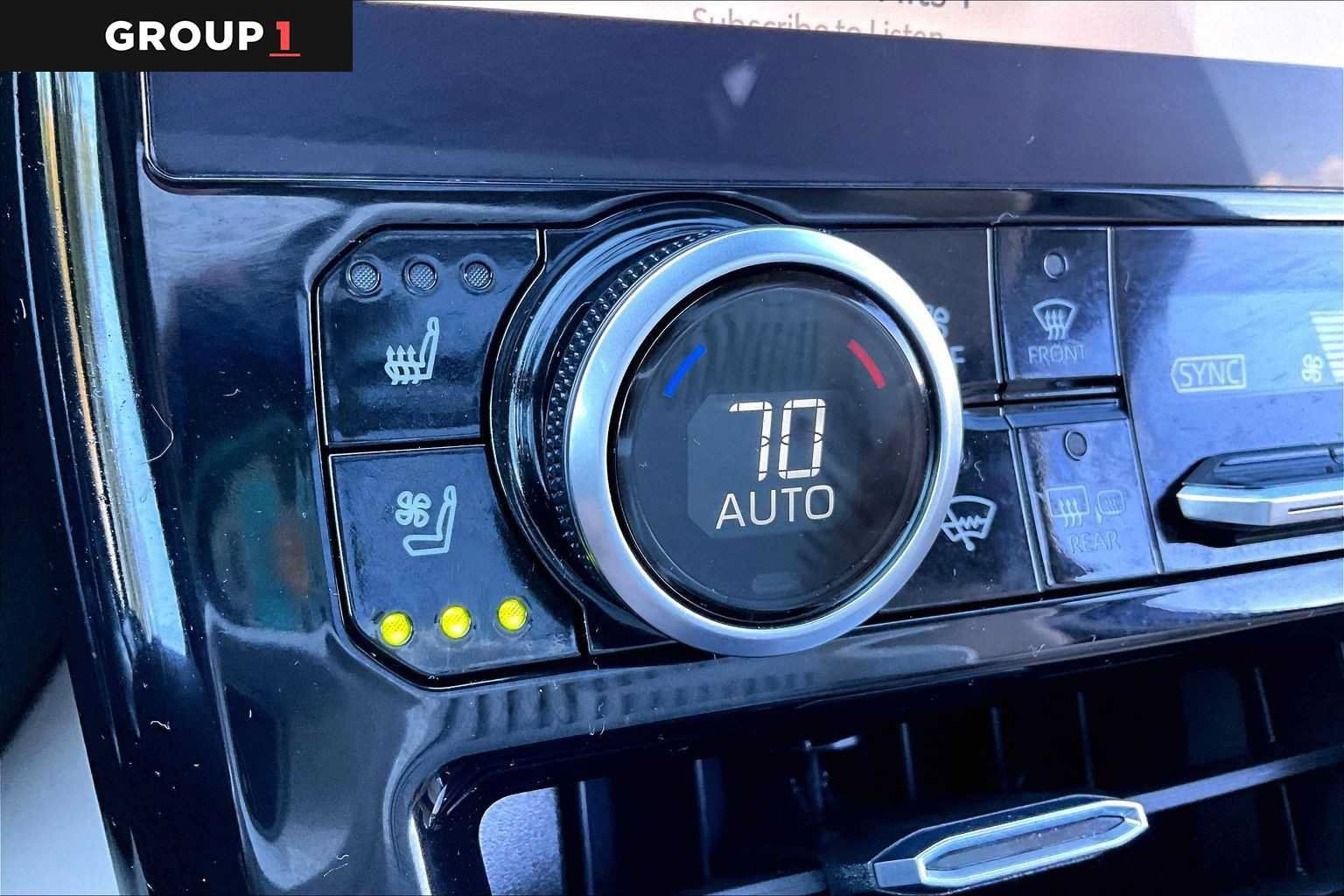 Used 2023 Toyota Highlander Platinum AWD/4WD image 34