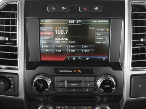 Used 2016 Ford F150 Platinum w/ Trailer Tow Package image 11