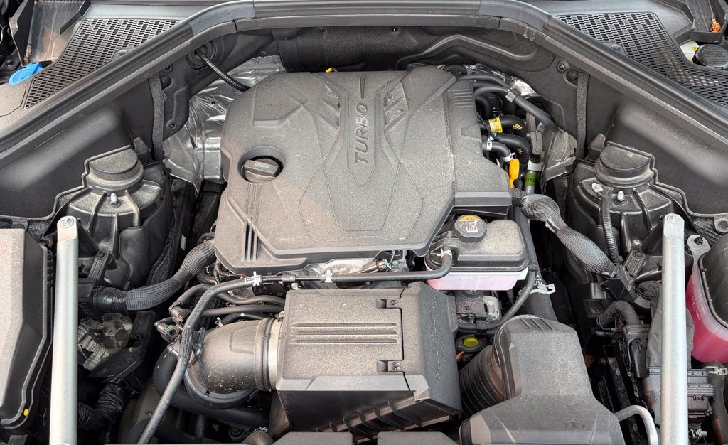 Certified 2026 Genesis GV80 2.5T Advanced AWD/4WD image 8