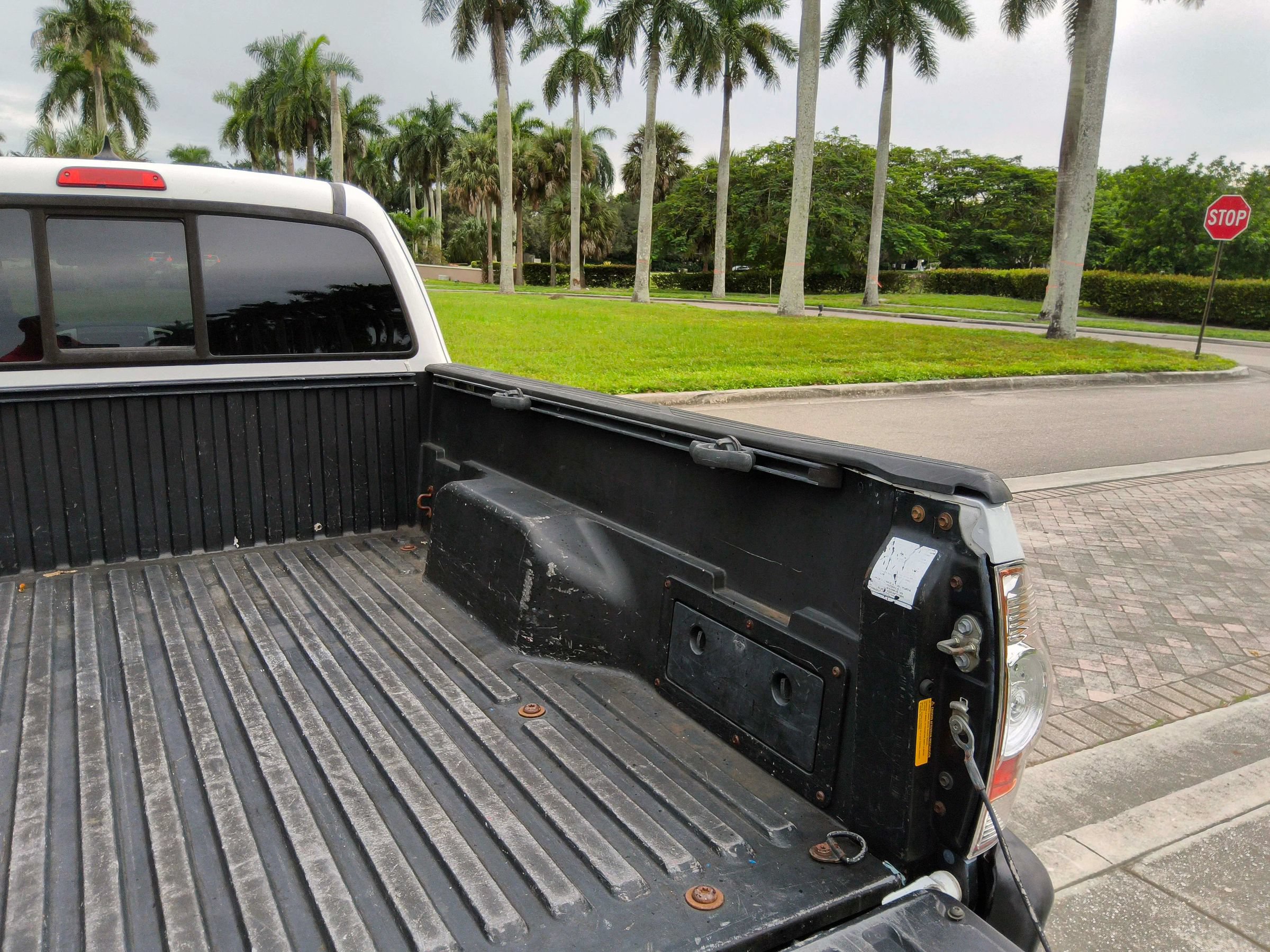Used 2014 Toyota Tacoma PreRunner w/ SR5 Package RWD image 49
