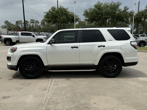 Used 2019 Toyota 4Runner Limited RWD image 9