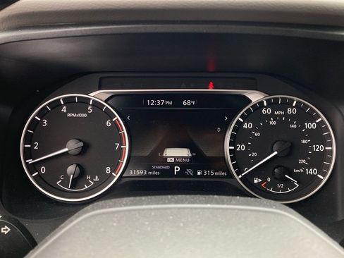 Used 2025 Nissan Rogue SV image 16