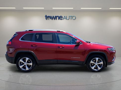 Used 2021 Jeep Cherokee Limited AWD/4WD image 7