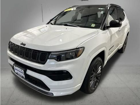 Used 2023 Jeep Compass High Altitude AWD/4WD image 1