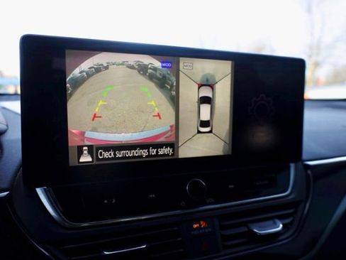 Used 2023 Nissan Altima 2.0 SR image 5