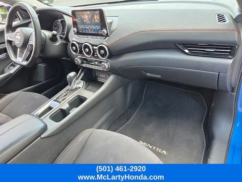 Used 2025 Nissan Sentra SR FWD image 16