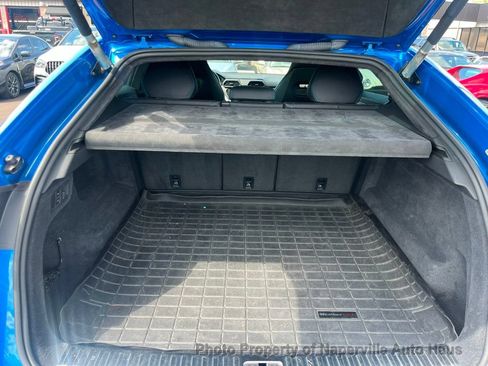 Used 2019 Lamborghini Urus AWD/4WD image 31